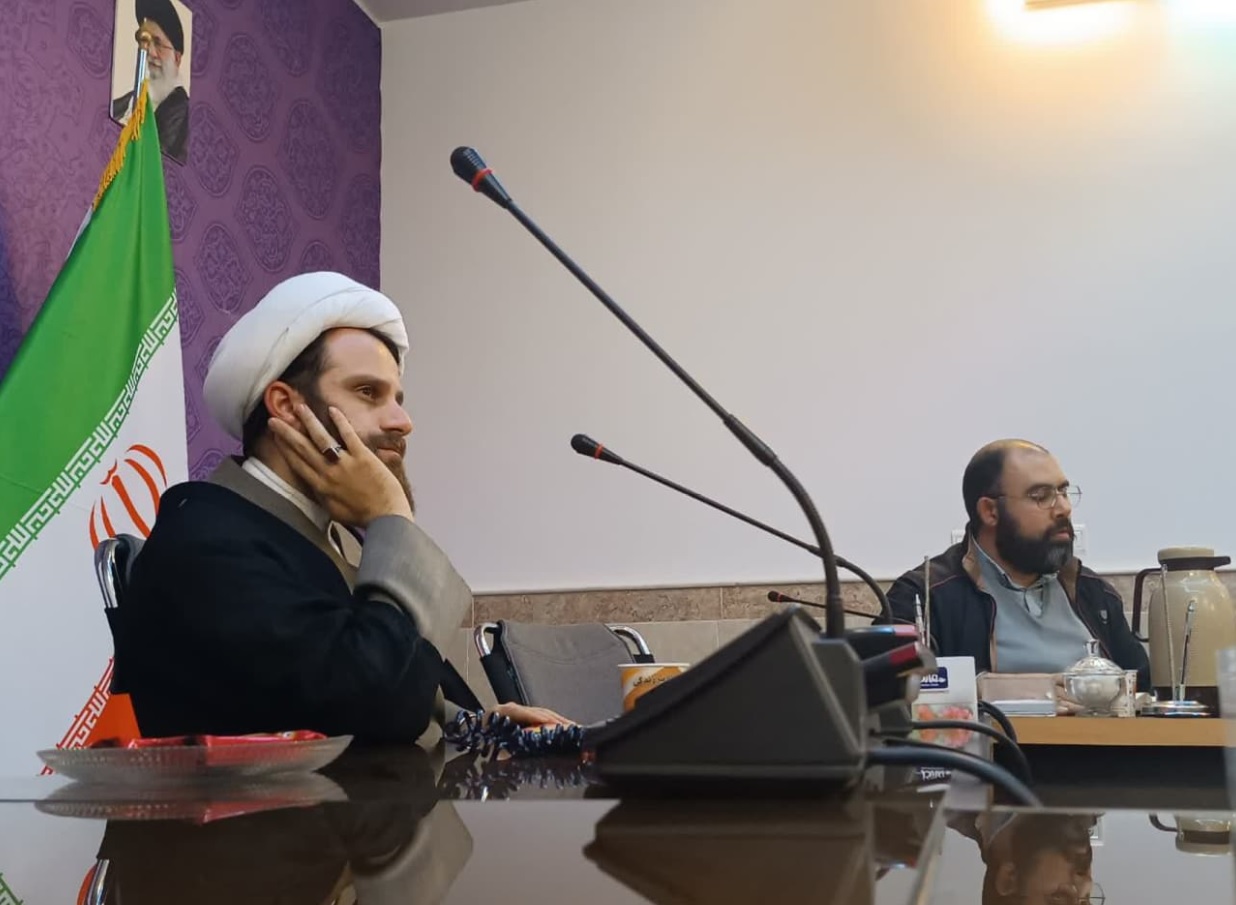 جلسه هم اندیشی تیم های بازرسی و نظارت اصناف ستاد امر به معروف و نهی از منکر استان قم